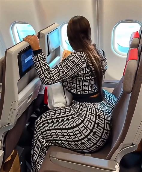 gracie bon surgeries|Woman Who Couldn’t Fit In Plane Seat Stuns Internet。